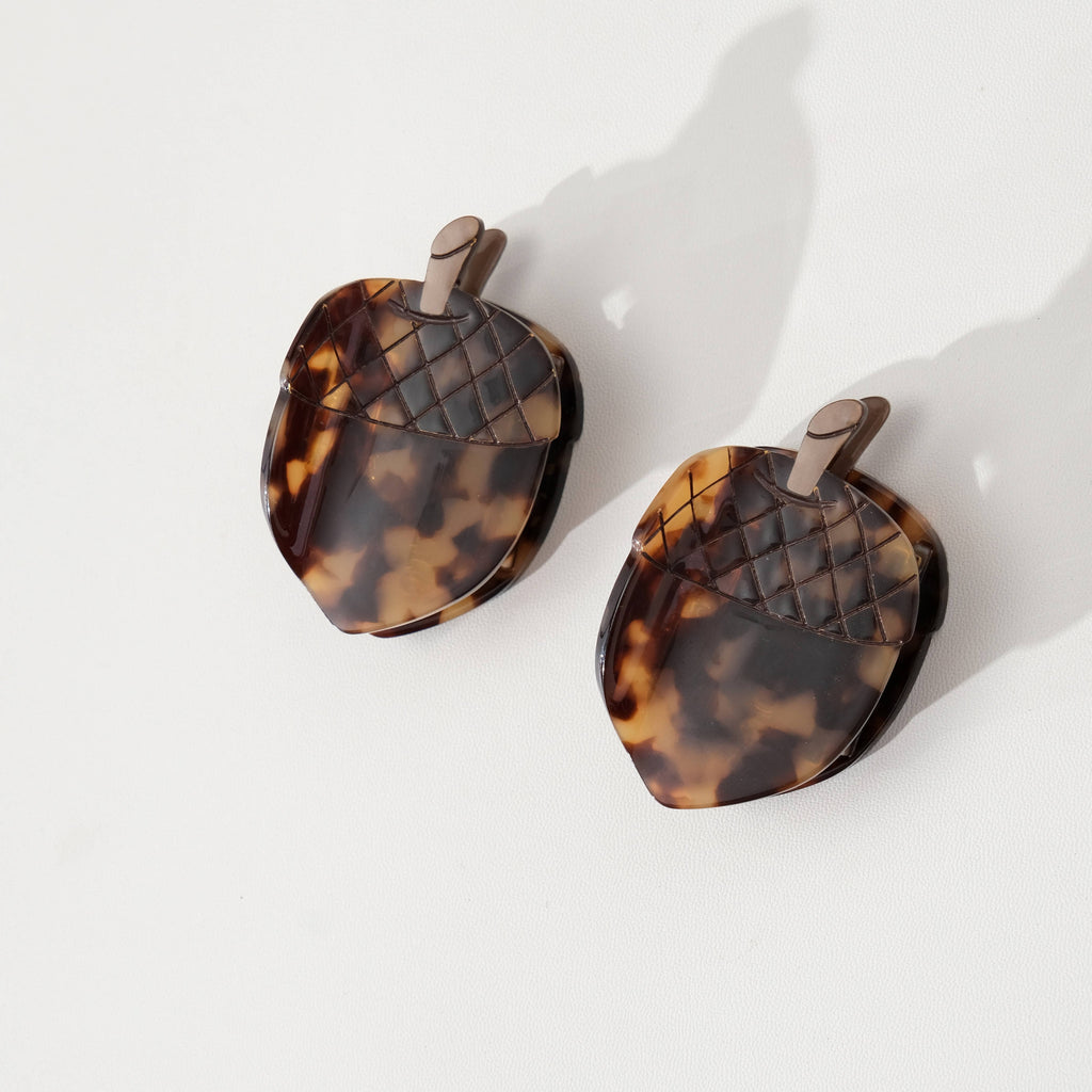 Acorn Claw Clip