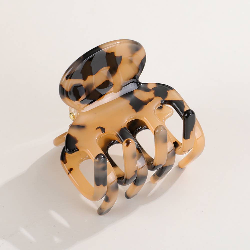 Ella Curved Barrel Claw Clip