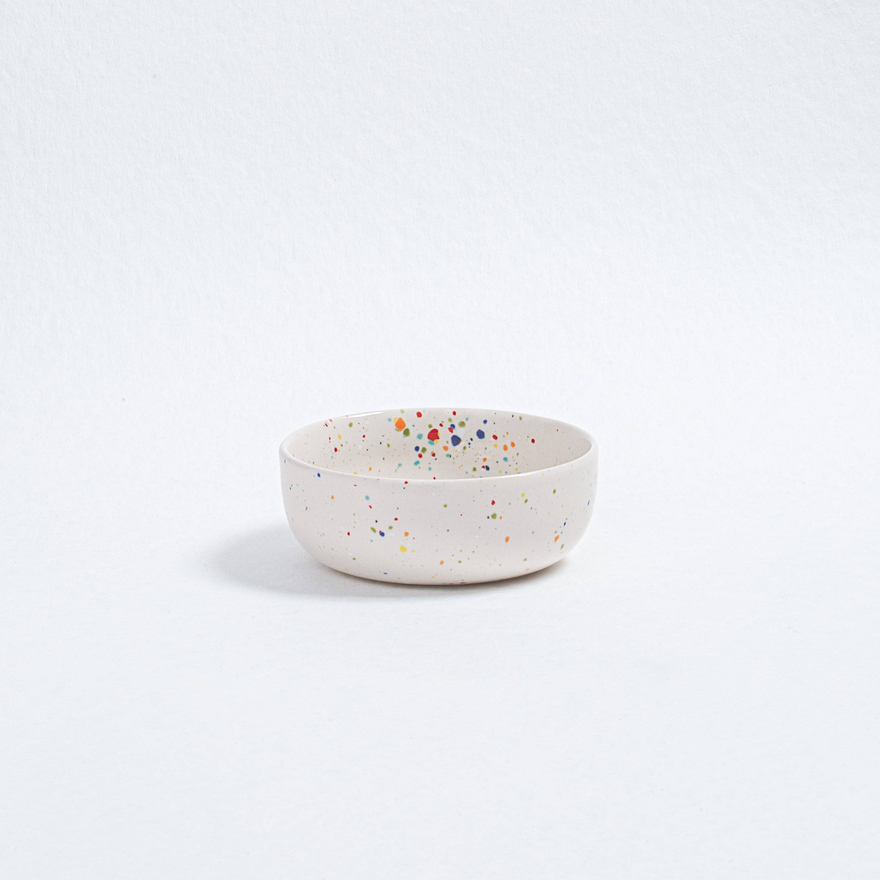 Set of 4 White Stoneware Ceramic Bowls