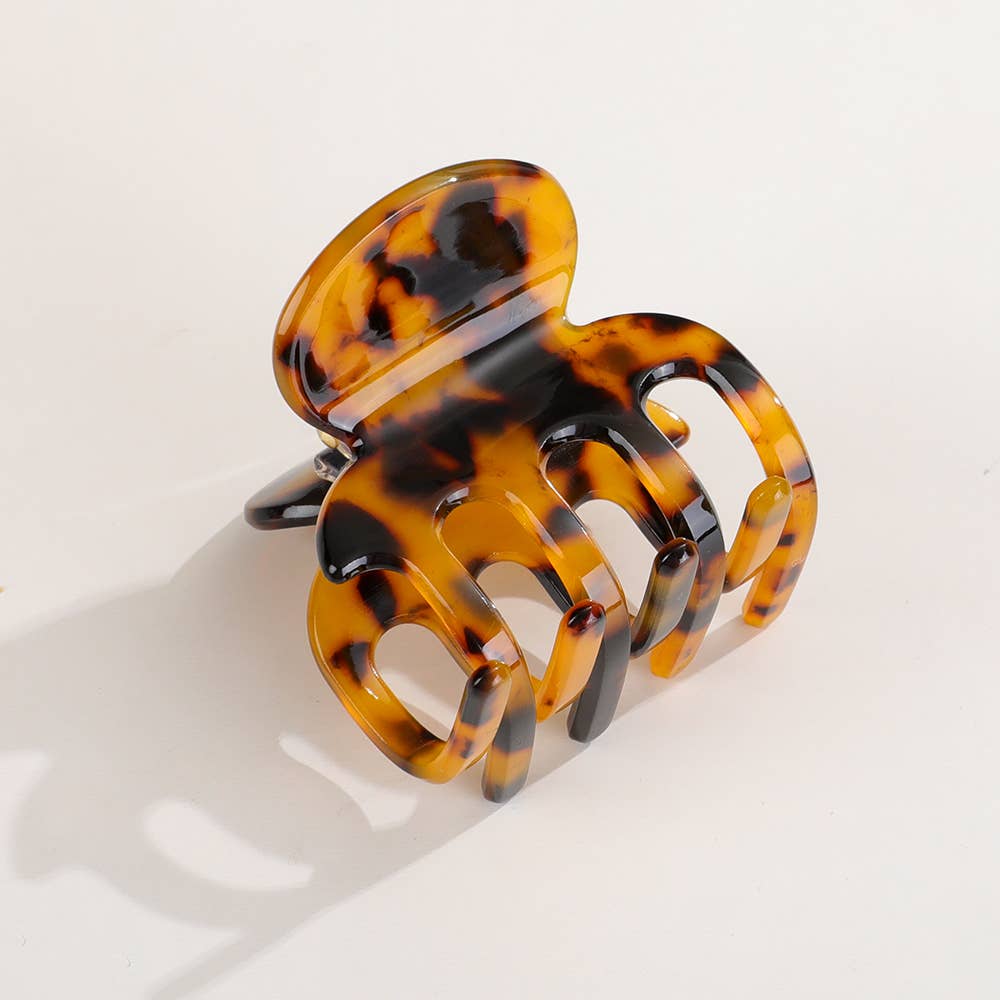 Ella Curved Barrel Claw Clip