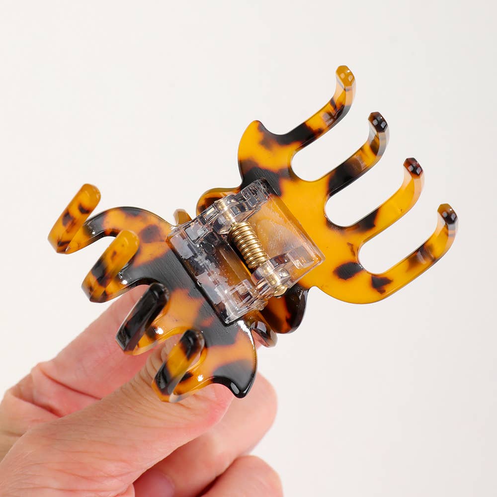 Ella Curved Barrel Claw Clip
