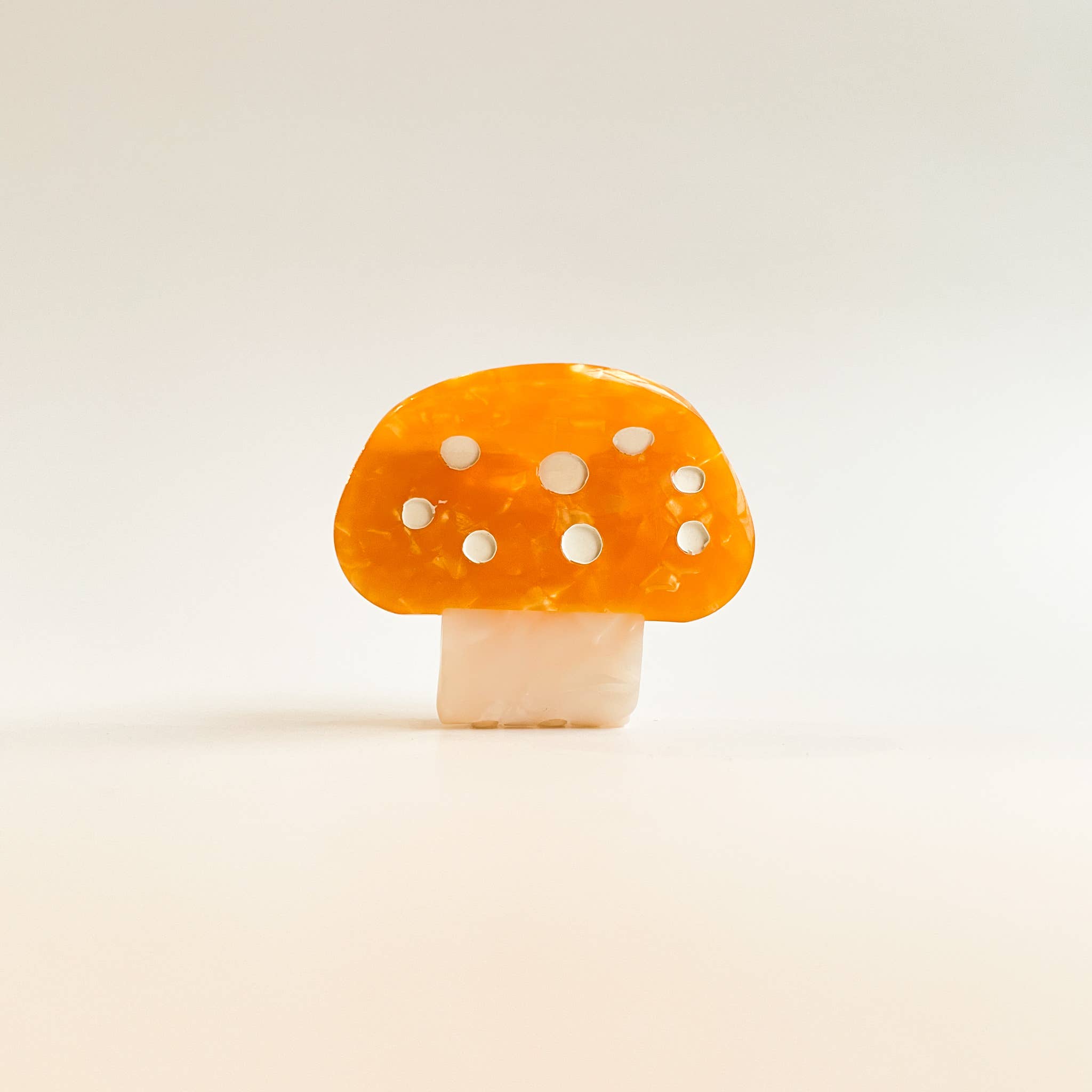 Mushroom Claw Clip - Small