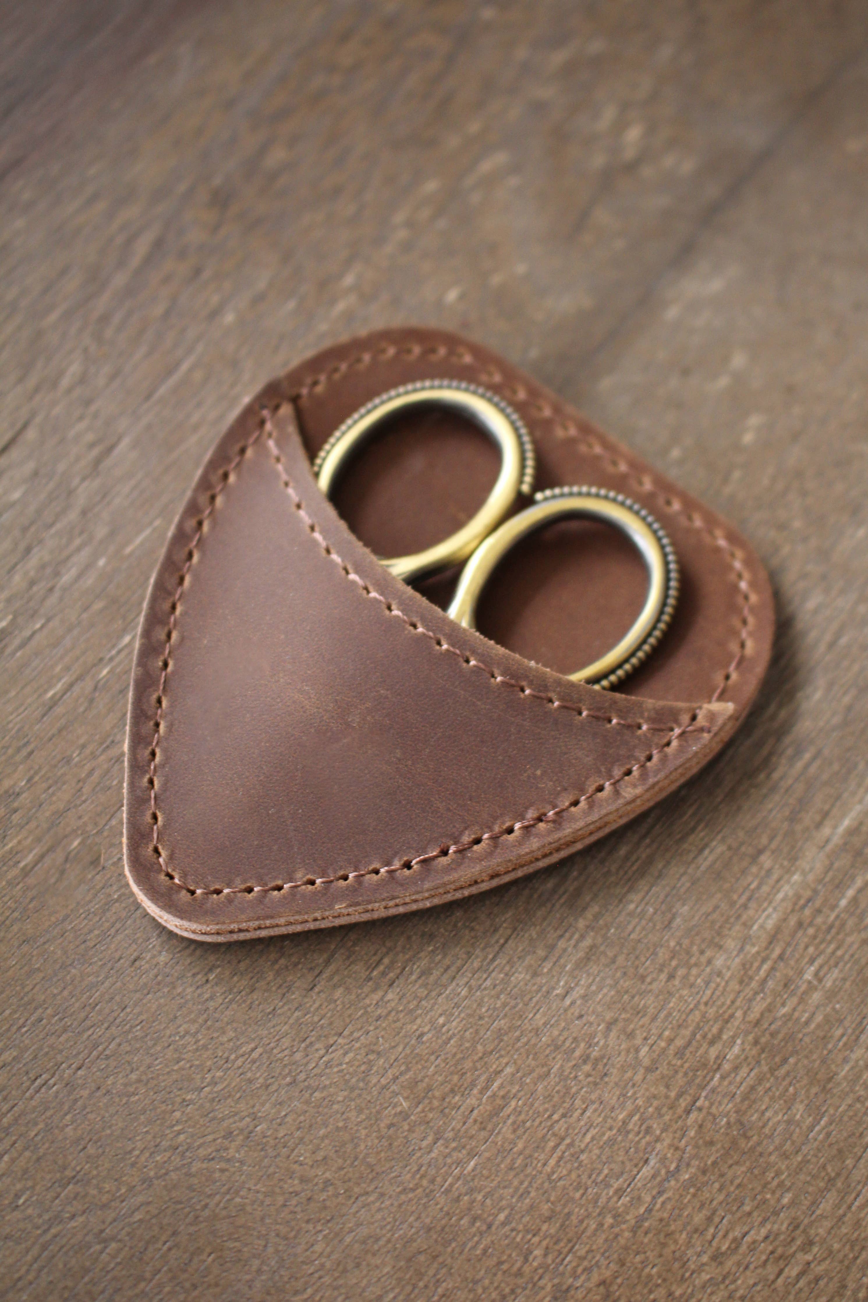 Mini Scissor Leather Keeper