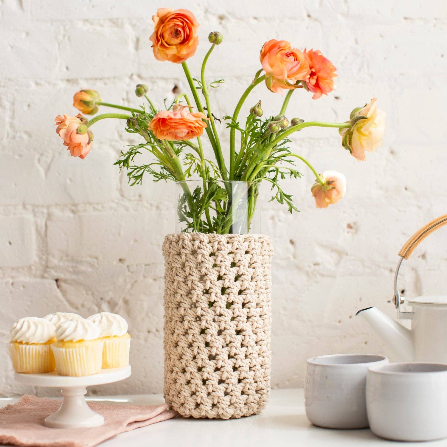 Margaret Vase Kit